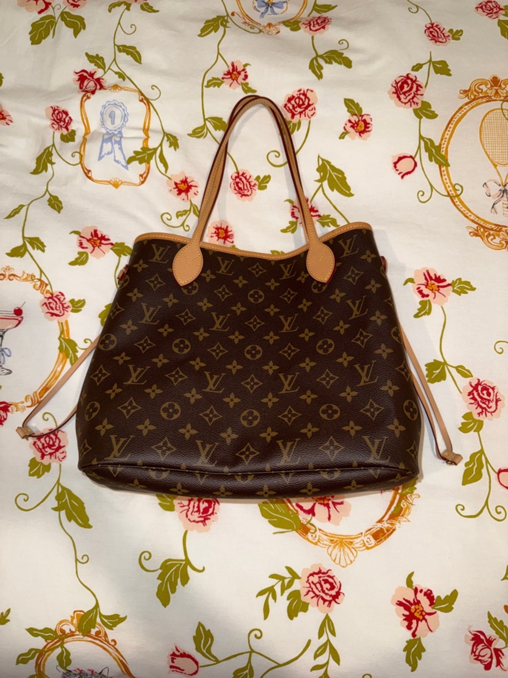 Louis Vuitton Monogram Neverfull MM - Picture 2 of 13